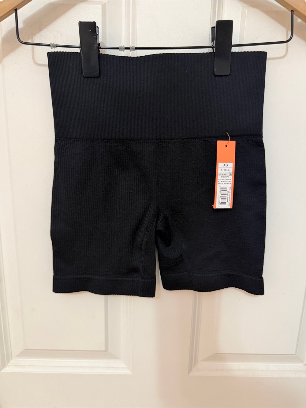 Colsie Black Ribbed High-Waist Bike Shorts size XS